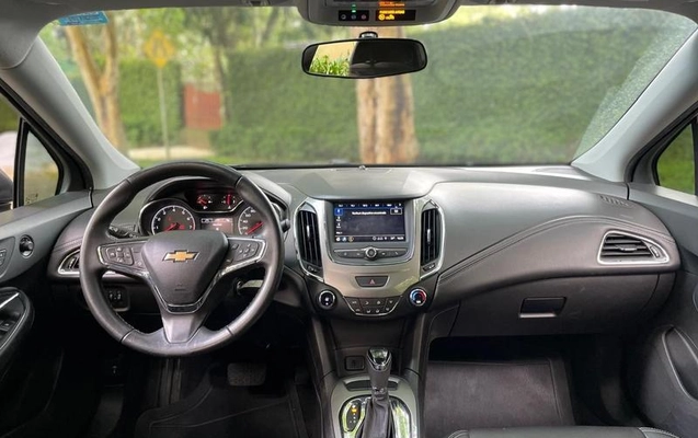 imagem-https://www.socarrao.com.br/sc-vehicle-images-prod/4471983/1793216459332-8614142_12_B_c6dd2dc715.jpeg