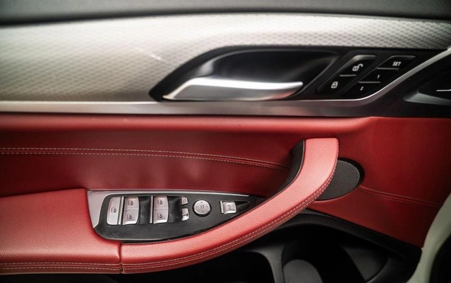 imagem-https://www.socarrao.com.br/sc-vehicle-images-prod/4471985/1793279233936-8615161_18_B_12c8edf6c2.jpeg