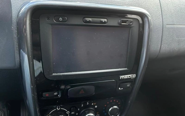 imagem-https://www.socarrao.com.br/sc-vehicle-images-prod/4471990/1793216565554-8600067_3_B_ec2b6c0180.jpeg