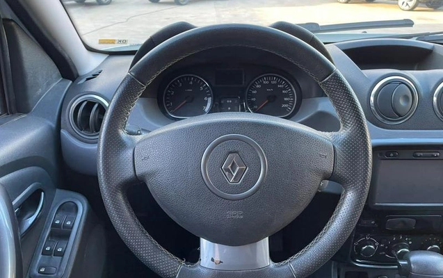 imagem-https://www.socarrao.com.br/sc-vehicle-images-prod/4471990/1793216565557-8600067_7_B_e447399a61.jpeg
