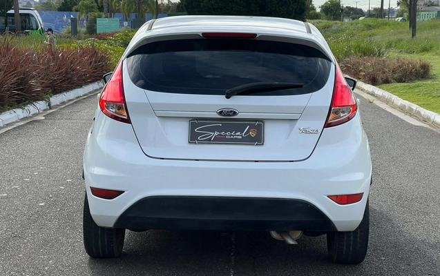 imagem-https://www.socarrao.com.br/sc-vehicle-images-prod/4472081/1793217142128-V2hhdHNBcHAgSW1hZ2UgMjAyNi0xMC0yOCBhdCAxNi4wOS4zNyAoMSkuanBlZw.jpeg
