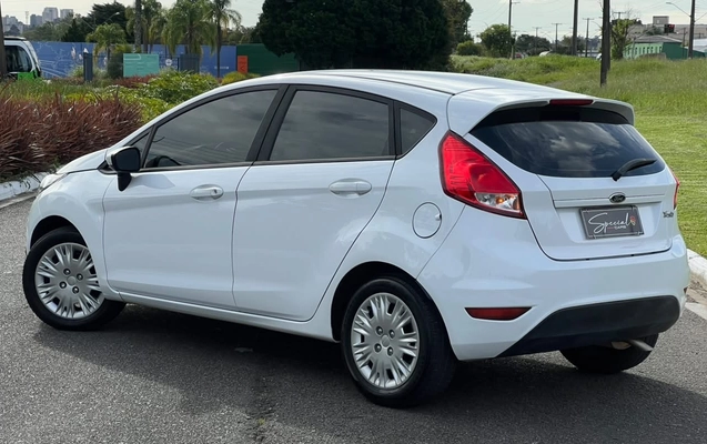 imagem-https://www.socarrao.com.br/sc-vehicle-images-prod/4472081/1793217142188-V2hhdHNBcHAgSW1hZ2UgMjAyNi0xMC0yOCBhdCAxNi4wOS4zNi5qcGVn.jpeg
