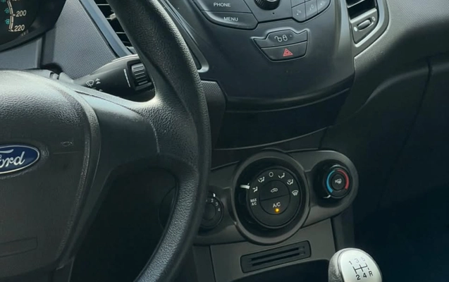 imagem-https://www.socarrao.com.br/sc-vehicle-images-prod/4472081/1793217142500-V2hhdHNBcHAgSW1hZ2UgMjAyNi0xMC0yOCBhdCAxNi4wOS4zOSAoMSkuanBlZw.jpeg