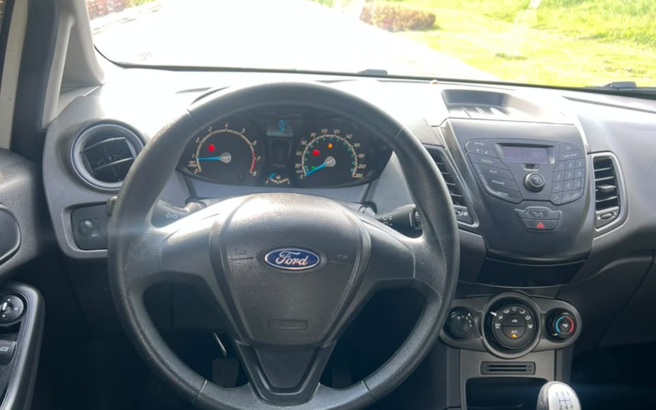 imagem-https://www.socarrao.com.br/sc-vehicle-images-prod/4472081/1793217142553-V2hhdHNBcHAgSW1hZ2UgMjAyNi0xMC0yOCBhdCAxNi4wOS4zOS5qcGVn.jpeg