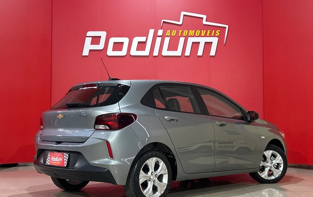 imagem-https://www.socarrao.com.br/sc-vehicle-images-prod/4472099/1793217276919-324d6817-38e5-41d9-87cd-420fcabb9f91.jpg
