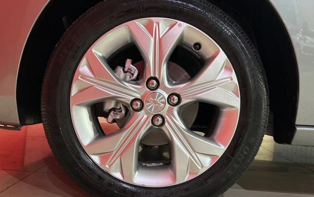imagem-https://www.socarrao.com.br/sc-vehicle-images-prod/4472099/1793217276922-6d19e684-f8a3-45ae-9db6-88ebdf65826e.jpg