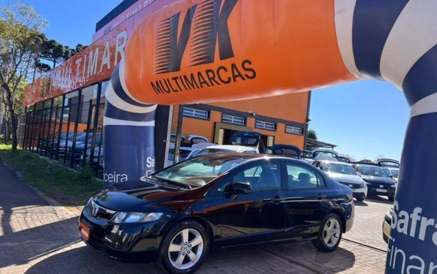 imagem-https://www.socarrao.com.br/sc-vehicle-images-prod/4472142/1793217645465-RkNfMzkzOV84MjE5MjMzXzE4X1ZfZDFhZWRiNmY5MS5qcGVn.jpeg