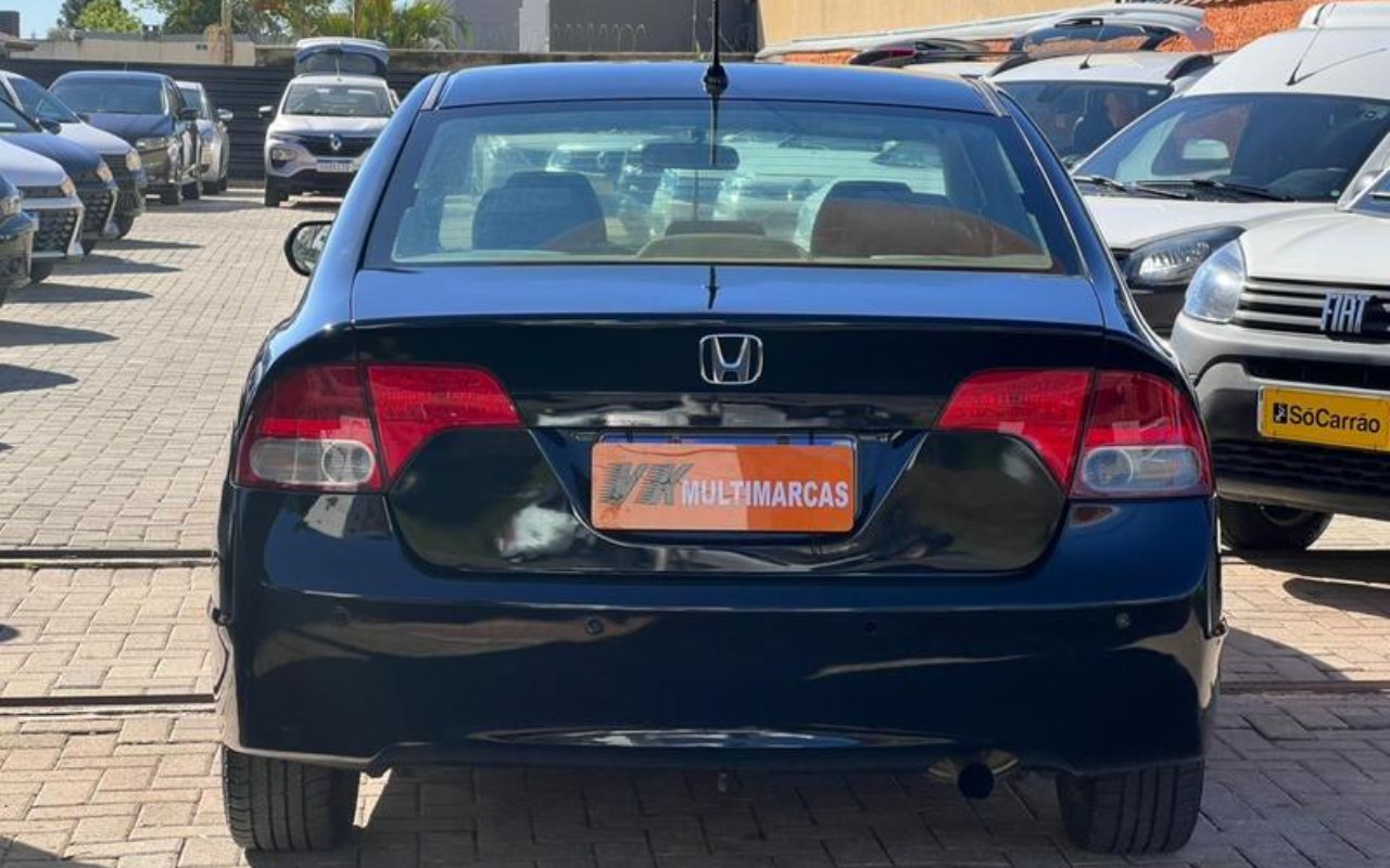 imagem-https://www.socarrao.com.br/sc-vehicle-images-prod/4472142/1793217645924-RkNfMzkzOV84MjE5MjMzXzE0X1ZfYWNkMjc4YmNhNy5qcGVn.jpeg