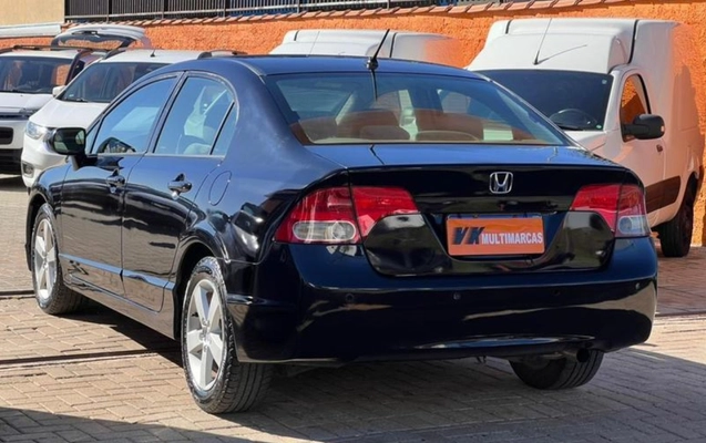 imagem-https://www.socarrao.com.br/sc-vehicle-images-prod/4472142/1793217645984-RkNfMzkzOV84MjE5MjMzXzE0X1ZfMjJhNWM3ZjZjZi5qcGVn.jpeg