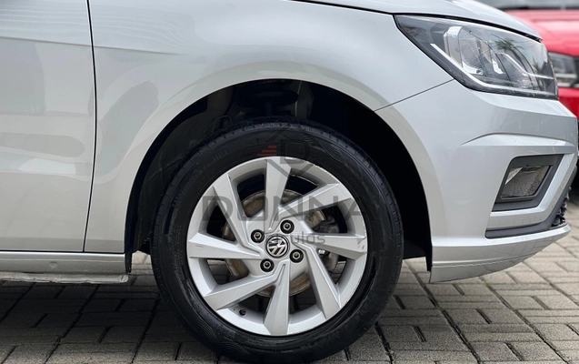 imagem-https://www.socarrao.com.br/sc-vehicle-images-prod/4472218/1793218037045-66394b77f76940f2aef4dc4f507cdc20_1793217088071.jpg