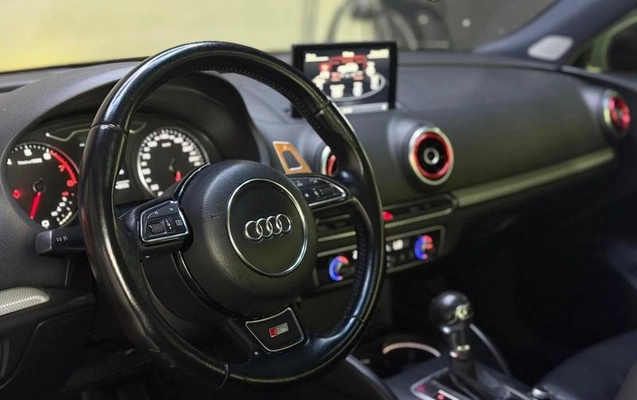 imagem-https://www.socarrao.com.br/sc-vehicle-images-prod/4472426/1793219582839-8616265_7_B_126e7582e3.jpeg