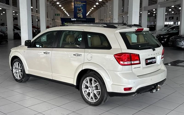 imagem-https://www.socarrao.com.br/sc-vehicle-images-prod/4472464/1793222059251-8616035_5_B_4865032f1d.jpeg