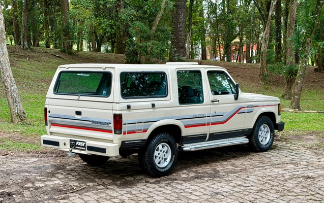 imagem-https://www.socarrao.com.br/sc-vehicle-images-prod/4472524/1793220000226-0986d171-85a4-49ee-8d09-5d4e8cd472bb.jpg