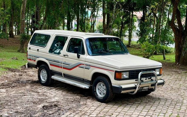 imagem-https://www.socarrao.com.br/sc-vehicle-images-prod/4472524/1793220000228-eac0b017-91e2-4013-a62a-92663534fcbd.jpg