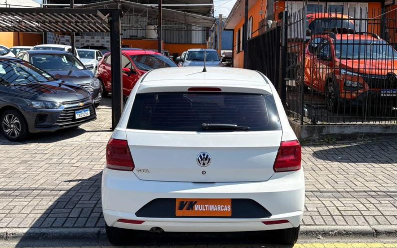 imagem-https://www.socarrao.com.br/sc-vehicle-images-prod/4472528/1793220033343-RkNfMzkzOV84NDU1MzY5XzExX1ZfZmYwNjFhYzZmMi5qcGVn.jpeg