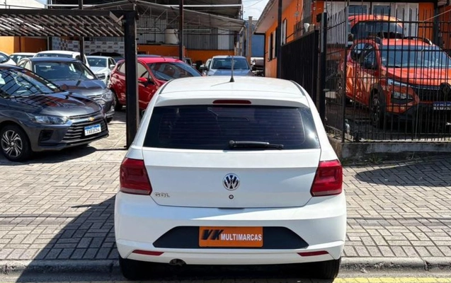 imagem-https://www.socarrao.com.br/sc-vehicle-images-prod/4472528/1793220033343-RkNfMzkzOV84NDU1MzY5XzExX1ZfZmYwNjFhYzZmMi5qcGVn.jpeg