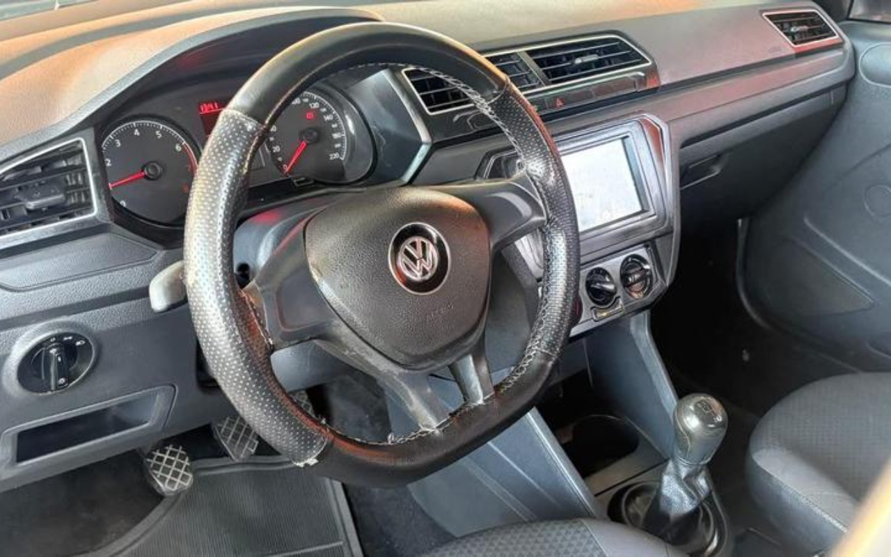 imagem-https://www.socarrao.com.br/sc-vehicle-images-prod/4472528/1793220033508-RkNfMzkzOV84NDU1MzY5XzFfVl9kMmViYjdlNjE5LmpwZWc.jpeg