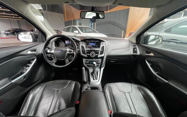 imagem-https://www.socarrao.com.br/sc-vehicle-images-prod/4472550/1793304811930-8572642_15_B_ed77ed69bd.jpeg