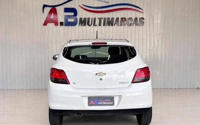imagem-https://www.socarrao.com.br/sc-vehicle-images-prod/4472644/1793220948921-8610284_12_B_e5206f3f9f.jpeg