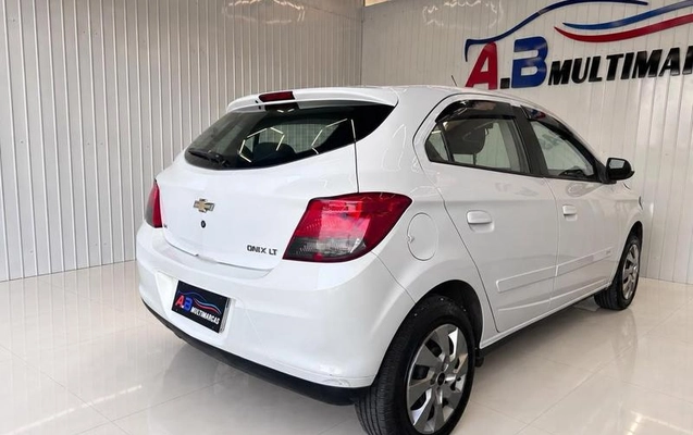 imagem-https://www.socarrao.com.br/sc-vehicle-images-prod/4472644/1793220948925-8610284_8_B_c489315786.jpeg