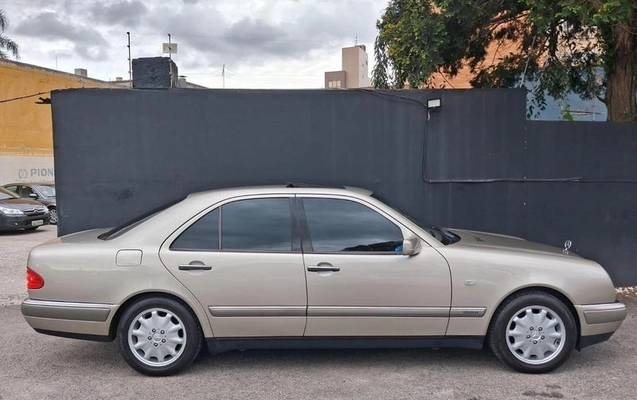 imagem-https://www.socarrao.com.br/sc-vehicle-images-prod/4472669/1793221451634-8616495_0_B_13c0637763.jpeg