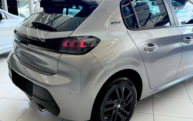 imagem-https://www.socarrao.com.br/sc-vehicle-images-prod/4472670/1793221222245-205208a131fe4e3ba7293e318aa1d07f_1793219465113.jpg