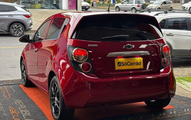 imagem-https://www.socarrao.com.br/sc-vehicle-images-prod/4472675/1793221300725-8609219_8_B_8008fb78c3.jpeg
