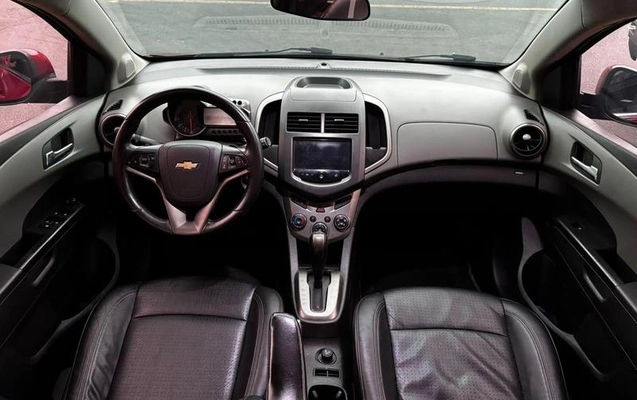 imagem-https://www.socarrao.com.br/sc-vehicle-images-prod/4472675/1793221300735-8609219_10_B_ff4d12a192.jpeg