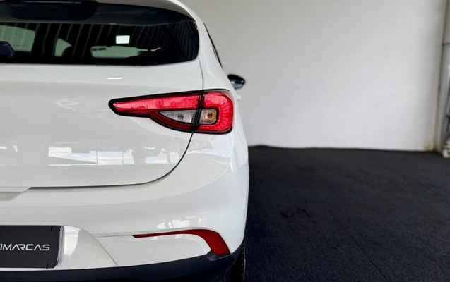 imagem-https://www.socarrao.com.br/sc-vehicle-images-prod/4472722/1793221576039-74310cf46ab14af4a7dea128b6691a59_1793221524214.jpg