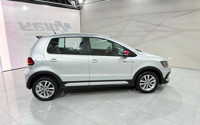 imagem-https://www.socarrao.com.br/sc-vehicle-images-prod/4472817/1793222330867-8616597_0_B_6f1568d36f.jpeg