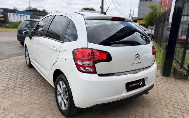 imagem-https://www.socarrao.com.br/sc-vehicle-images-prod/4472882/1793222938370-8613999_6_B_0bbbf9d680.jpeg