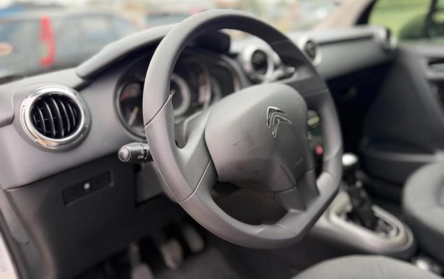 imagem-https://www.socarrao.com.br/sc-vehicle-images-prod/4472882/1793222938376-8613999_9_B_95f5fd924a.jpeg