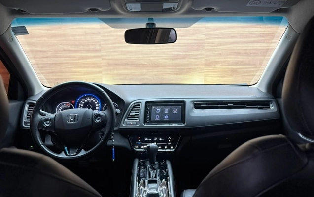 imagem-https://www.socarrao.com.br/sc-vehicle-images-prod/4472890/1793222946200-DQjOofN1j6R1eTBigtIcK4JKbrRsecDW.jpg