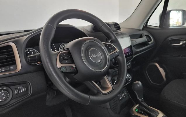 imagem-https://www.socarrao.com.br/sc-vehicle-images-prod/4472891/1793222961446-003_7285b45eb09656d3a9cbff6590488db8.jpg