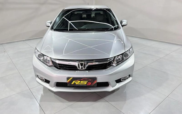 imagem-https://www.socarrao.com.br/sc-vehicle-images-prod/4472893/1793222991725-8616630_12_B_c735a4b670.jpeg