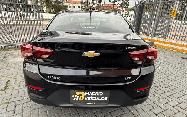 imagem-https://www.socarrao.com.br/sc-vehicle-images-prod/4472990/1793223717871-8584145_5_B_e8149e1462.jpeg