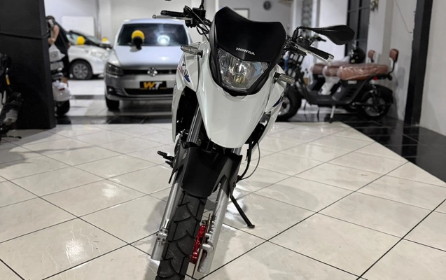 imagem-https://www.socarrao.com.br/sc-vehicle-images-prod/4473004/1793224179921-V2hhdHNBcHAgSW1hZ2UgMjAyNi0xMC0xNSBhdCAxNS4wMC4wNy5qcGVn.jpeg