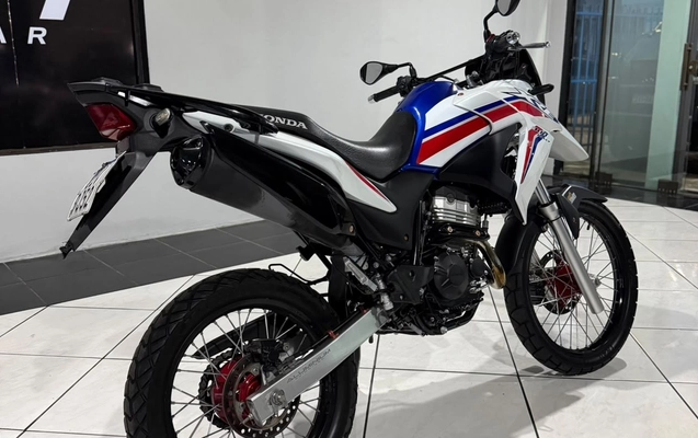 imagem-https://www.socarrao.com.br/sc-vehicle-images-prod/4473004/1793224180157-V2hhdHNBcHAgSW1hZ2UgMjAyNi0xMC0xNSBhdCAxNS4wMC4xMC5qcGVn.jpeg