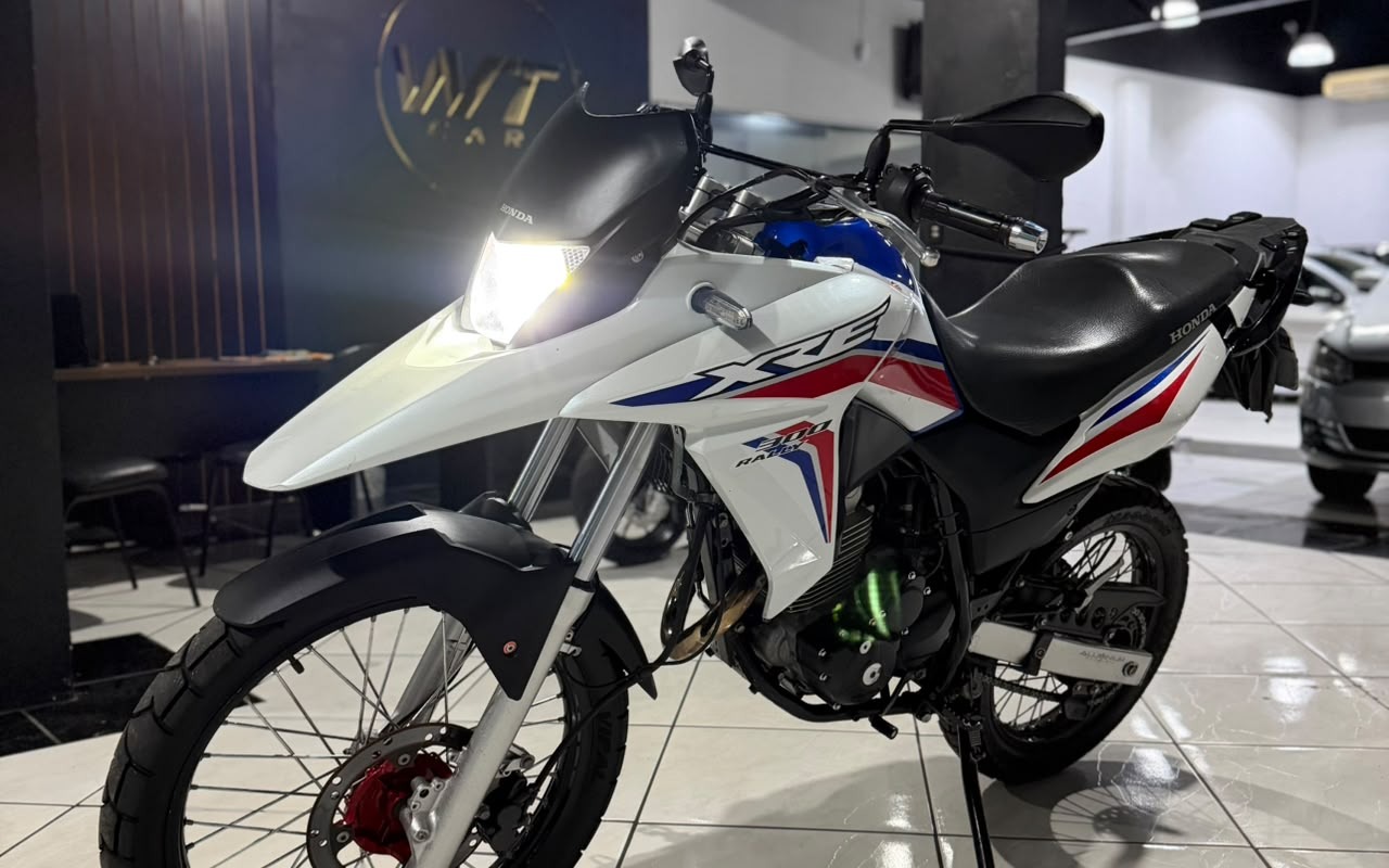 imagem-https://www.socarrao.com.br/sc-vehicle-images-prod/4473004/1793224180214-V2hhdHNBcHAgSW1hZ2UgMjAyNi0xMC0xNSBhdCAxNS4wMC4xMSAoMSkuanBlZw.jpeg