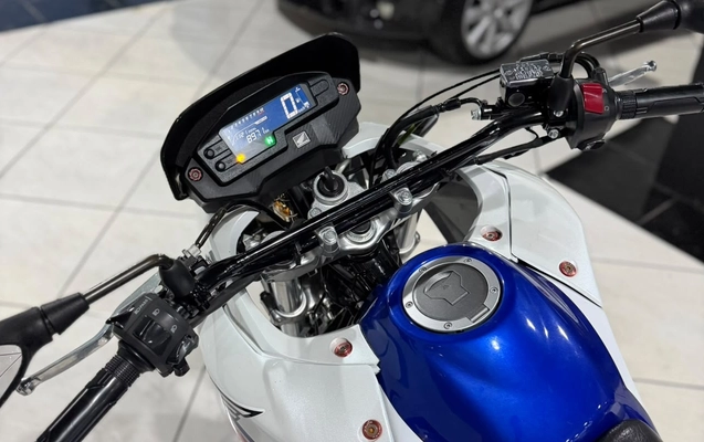 imagem-https://www.socarrao.com.br/sc-vehicle-images-prod/4473004/1793224180274-V2hhdHNBcHAgSW1hZ2UgMjAyNi0xMC0xNSBhdCAxNS4wMC4xMS5qcGVn.jpeg