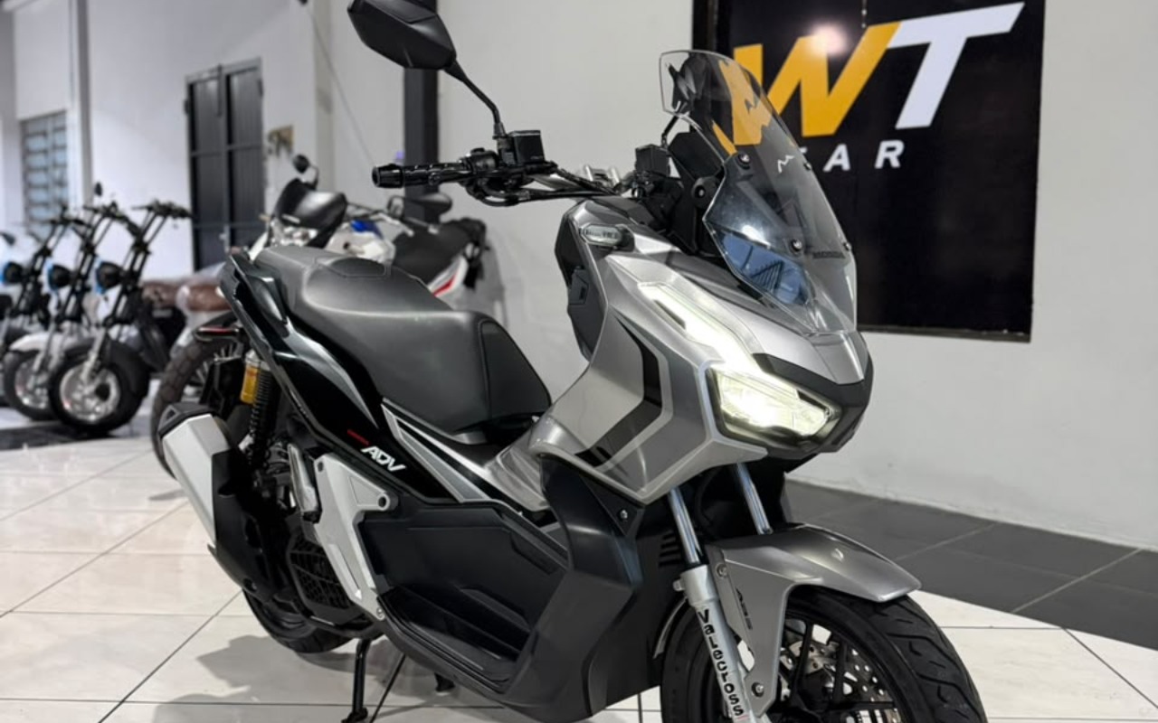 Honda ADV 150 2023 Cinza — foto 1 de 3