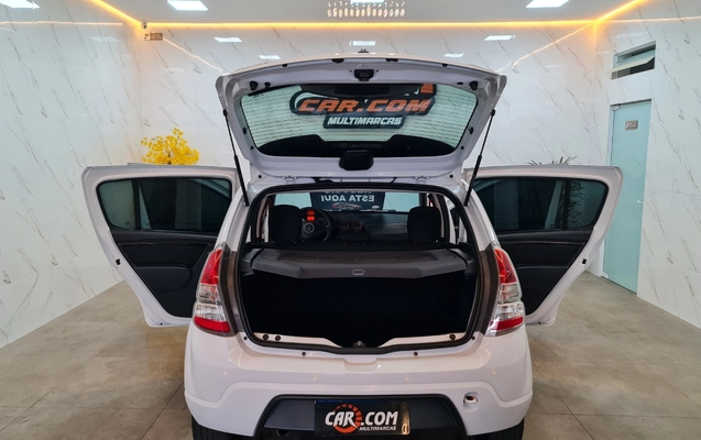 imagem-https://www.socarrao.com.br/sc-vehicle-images-prod/4473639/1793229323340-MjAyNjEwMjhfMTYzMzM4LmpwZw.jpg