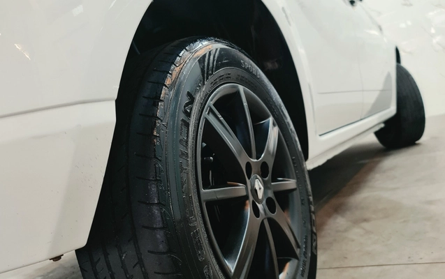 imagem-https://www.socarrao.com.br/sc-vehicle-images-prod/4473639/1793229323573-MjAyNjEwMjhfMTY0NzQ5LmpwZw.jpg
