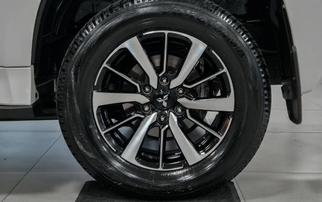 imagem-https://www.socarrao.com.br/sc-vehicle-images-prod/4473789/1793230679563-GtjBpaPfyI2qOe1UWken69CupTlb99x9.jpg