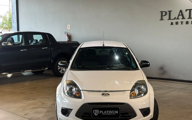 imagem-https://www.socarrao.com.br/sc-vehicle-images-prod/4473813/1793230957234-1983e04c7ca0484393dcf7e9c0a6da29_1793230821076.jpg