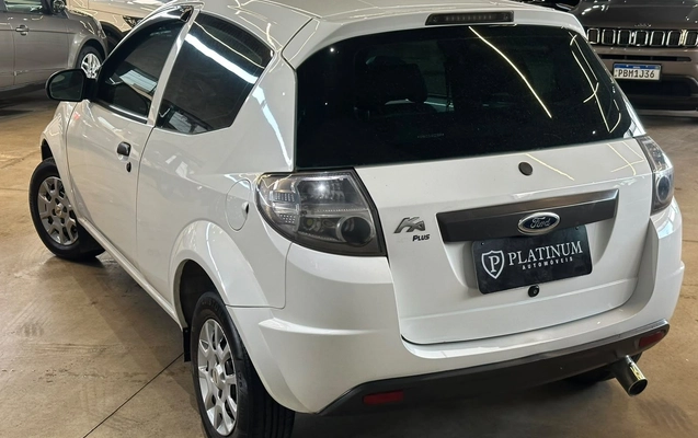 imagem-https://www.socarrao.com.br/sc-vehicle-images-prod/4473813/1793230957237-25bb7a93a9614fc2a230ed3bdac4e66f_1793230821096.jpg