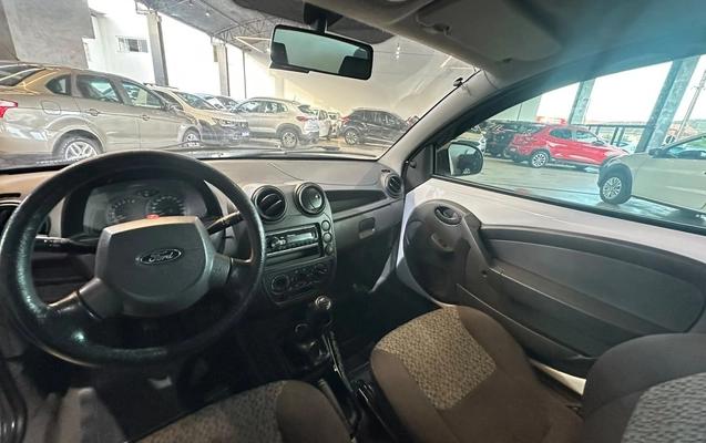 imagem-https://www.socarrao.com.br/sc-vehicle-images-prod/4473813/1793230957239-3a46eb2b01b644b09cb059d96161f86e_1793230821114.jpg