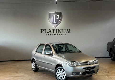 Fiat Palio 2004 Cinza — foto 1 de 3
