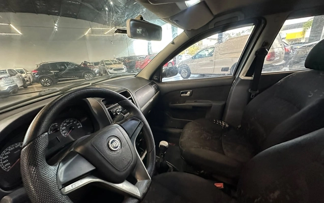 imagem-https://www.socarrao.com.br/sc-vehicle-images-prod/4473815/1793231057023-12bb86ef9ce846b58f9e1895b99edc1d_1793230340797.jpg