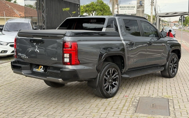 imagem-https://www.socarrao.com.br/sc-vehicle-images-prod/4474114/1793234528938-2_093959.jpg